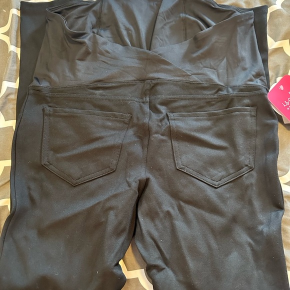 Black Medium Maternity Pants - Picture 4 of 4